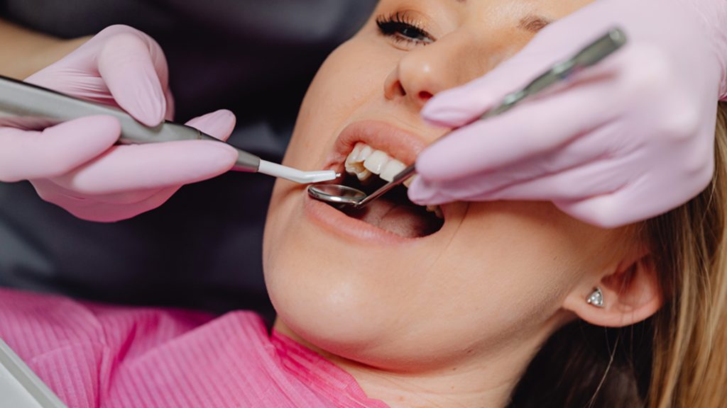 53074 Dentist